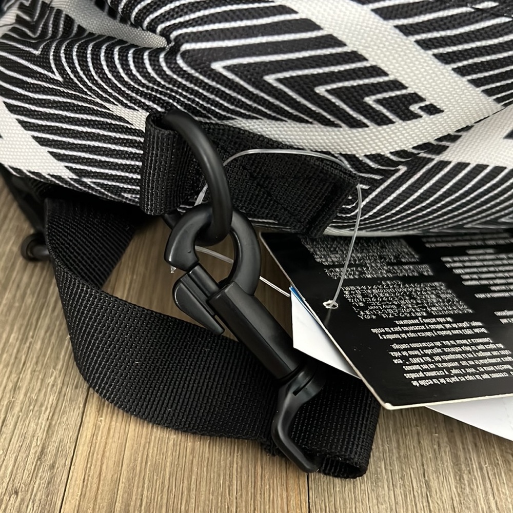 Kavu Lunch box - NEW - Picture 7 of 10